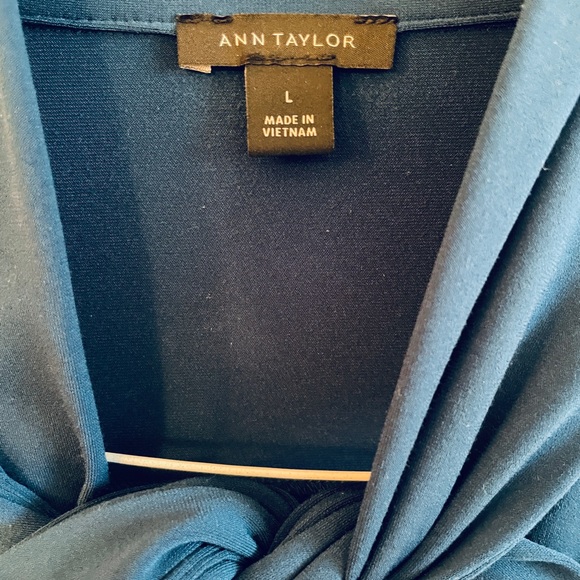 Ann Taylor Teal Bow-Tie Long-Sleeve Blouse - Picture 4 of 10